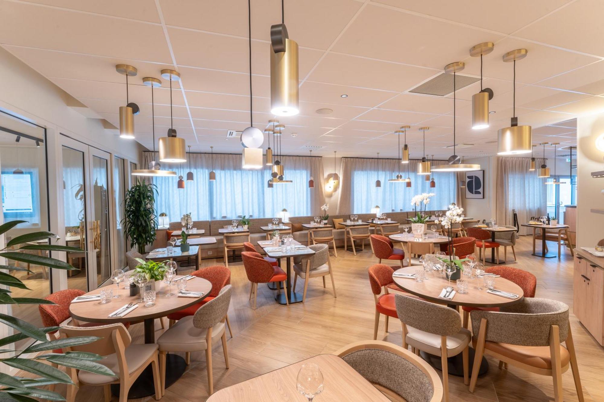 Novotel Angers Lac De Maine Exterior photo