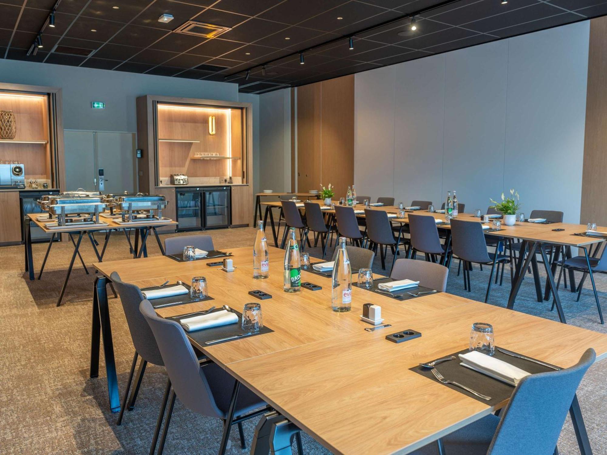 Novotel Angers Lac De Maine Exterior photo