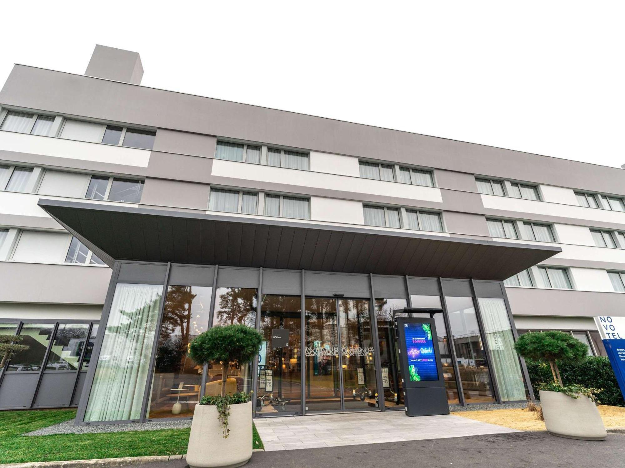 Novotel Angers Lac De Maine Exterior photo