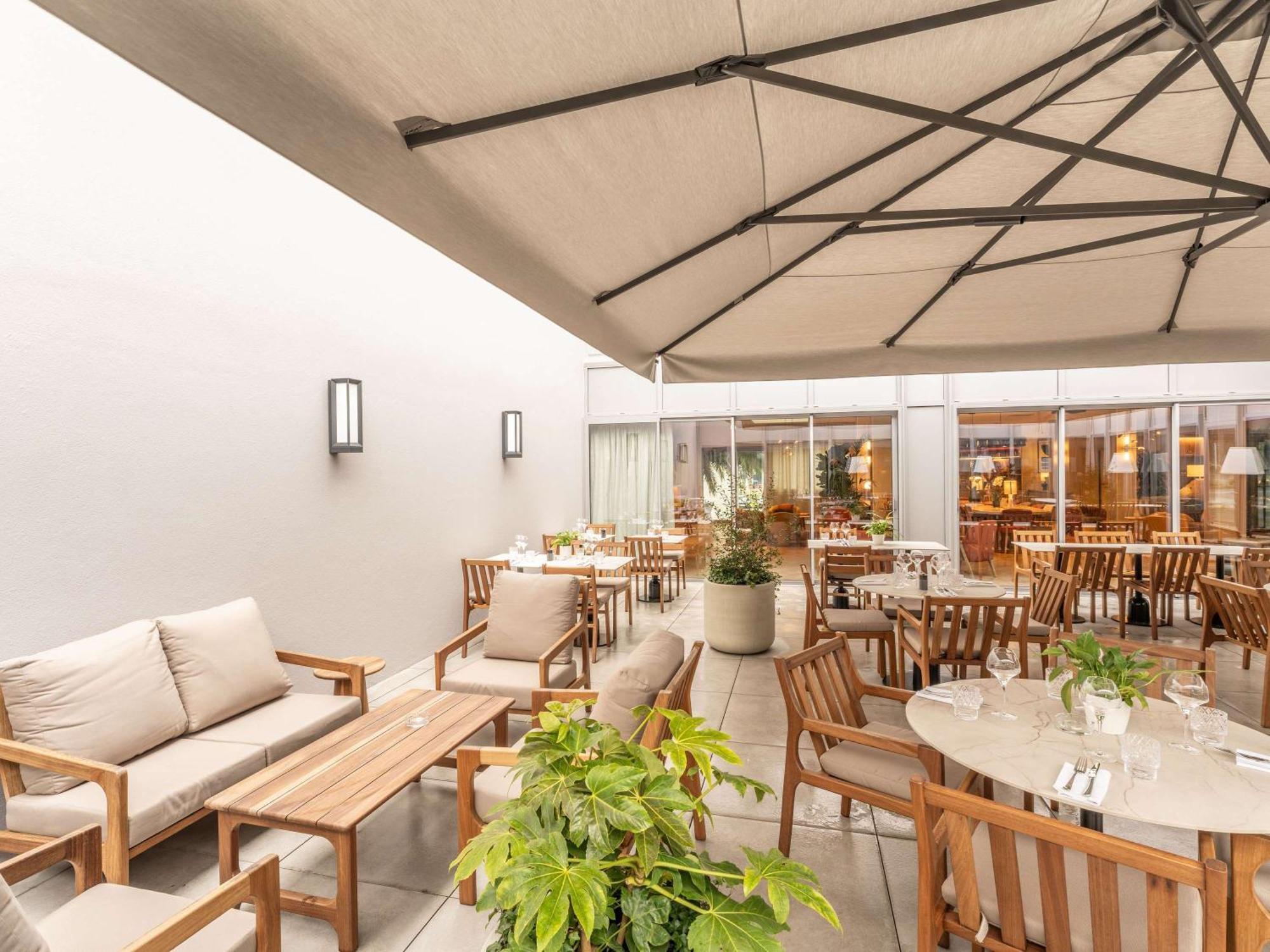 Novotel Angers Lac De Maine Exterior photo