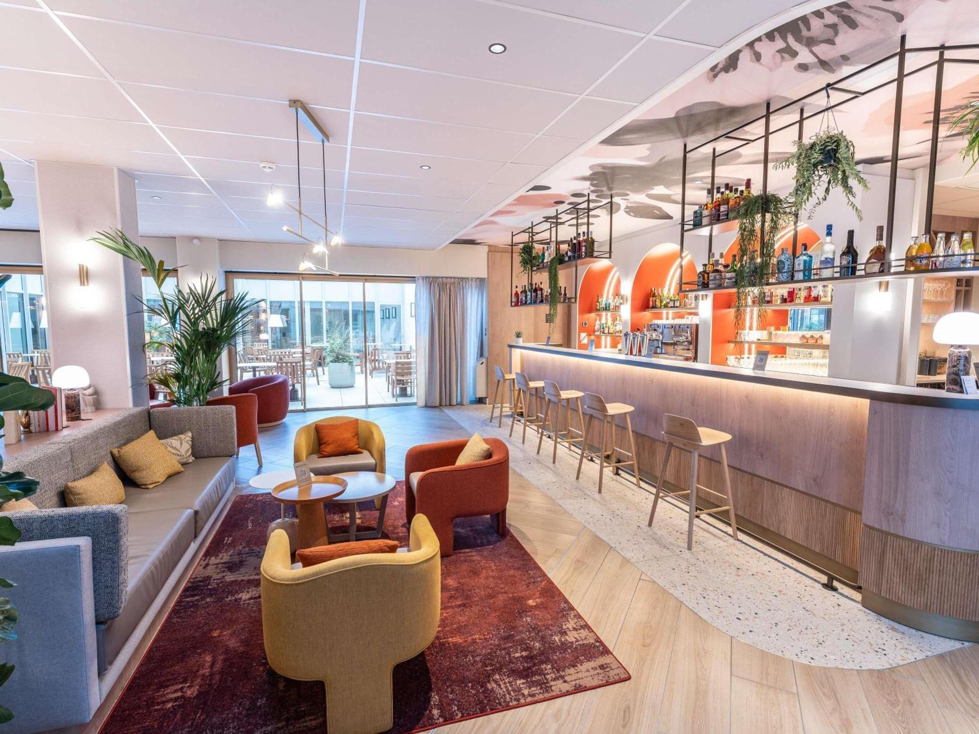 Novotel Angers Lac De Maine Exterior photo